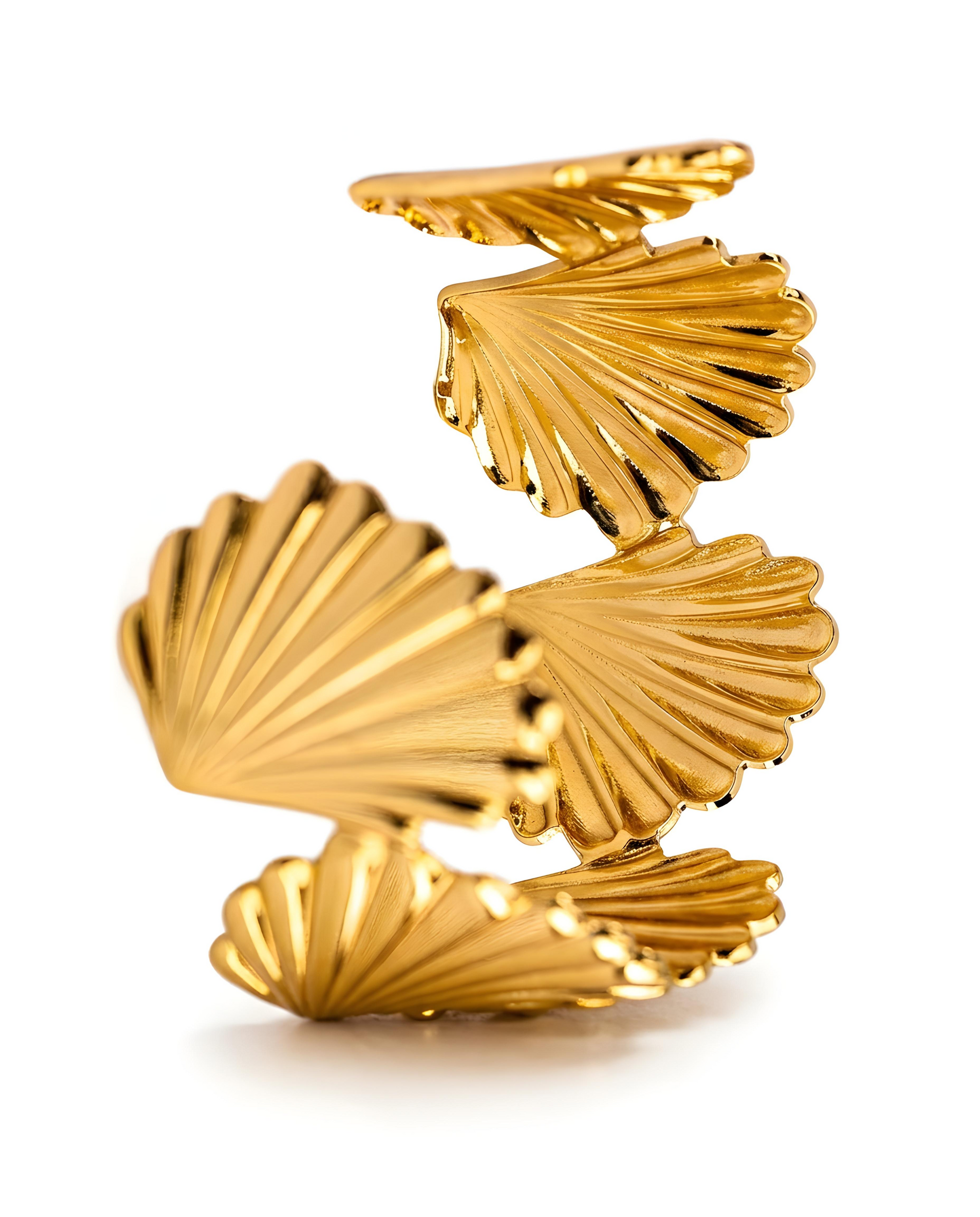 Scallop Shell Cuff